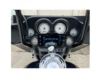 SOUNDSTREAM RESERVE HDHU.9813SG PLUG-N-PLAY HEADUNIT RECEIVER POUR 1998-2013 HARLEY STREET GLIDE SEULEMENT PRECISION POWER