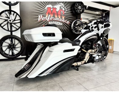 2019 HARLEY DAVIDSON ROAD GLIDE FLTRX