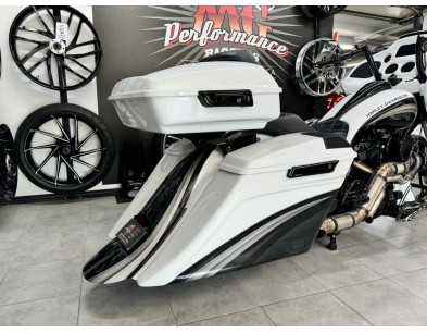 2019 HARLEY DAVIDSON ROAD GLIDE FLTRX