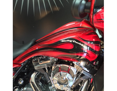 STRETCHED FUEL TANK FOR HARLEY FLH 2008 AND + TOURING M0G PERFORMANCE BAGGERS