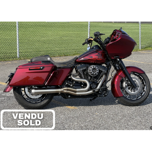 VENDU 2015 HARLEY DAVIDSON ROAD GLIDE CUSTOM PERFORMANCE BAGGER